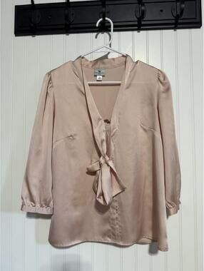 Worthington Petite M Rose Gold Satin Tie Neck Blouse 3/4 Sleeve Professional